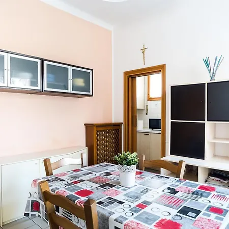 דירה Casa Arcoveggio - Corticella 180/45 בולוניה